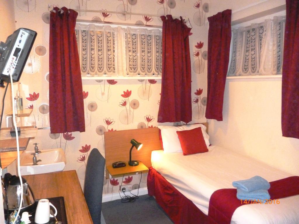 Grange Lodge Hotel - B&B London Room photo