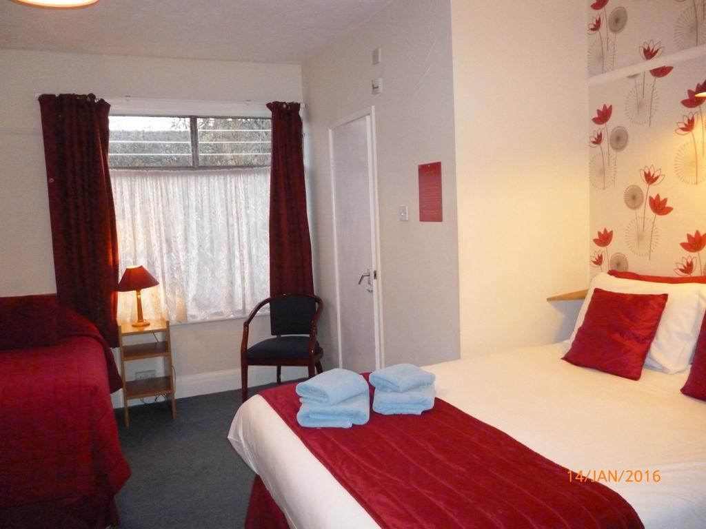 Grange Lodge Hotel - B&B London Room photo